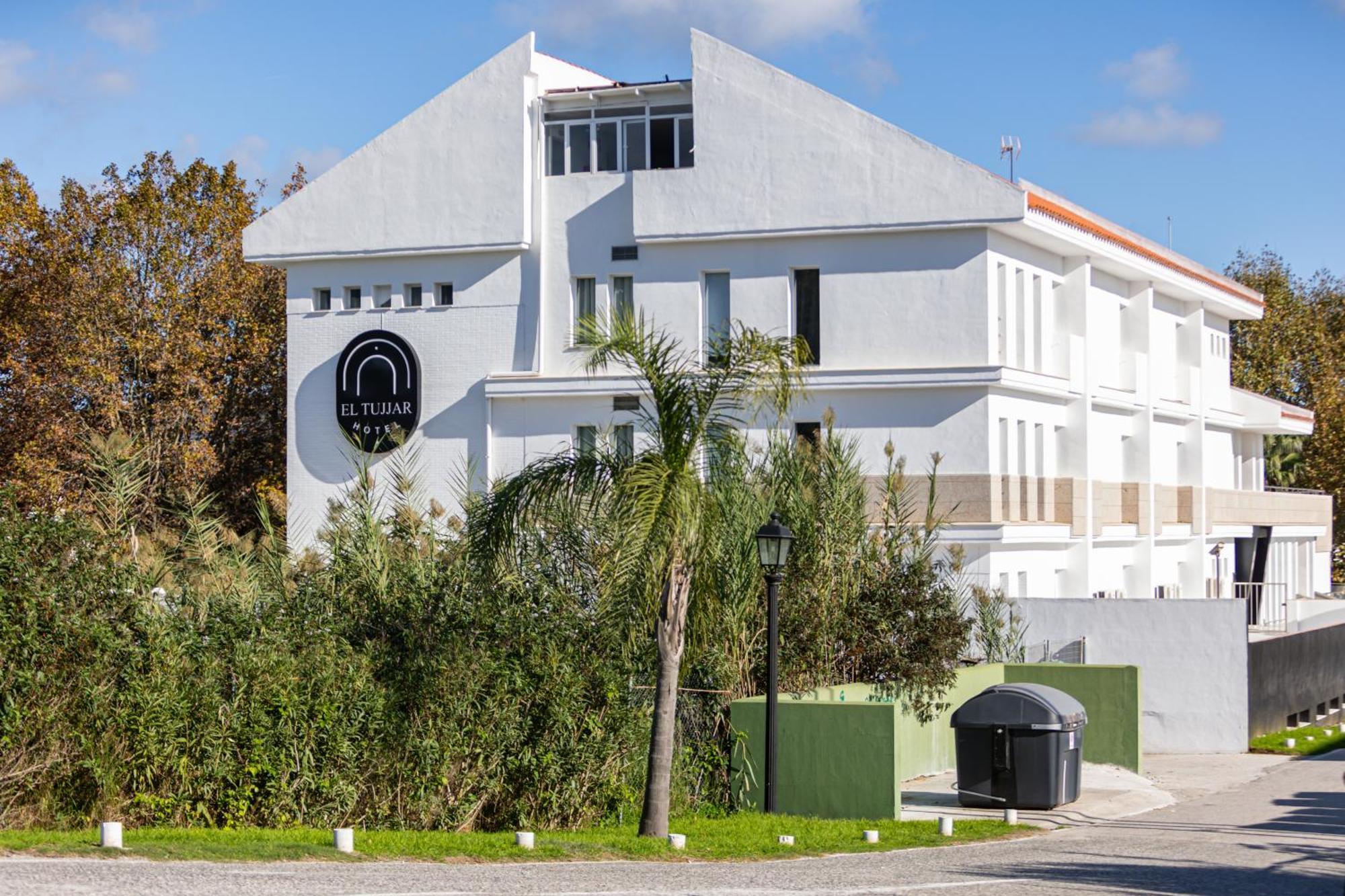 Hotel El Tujjar Los Barrios Luaran gambar