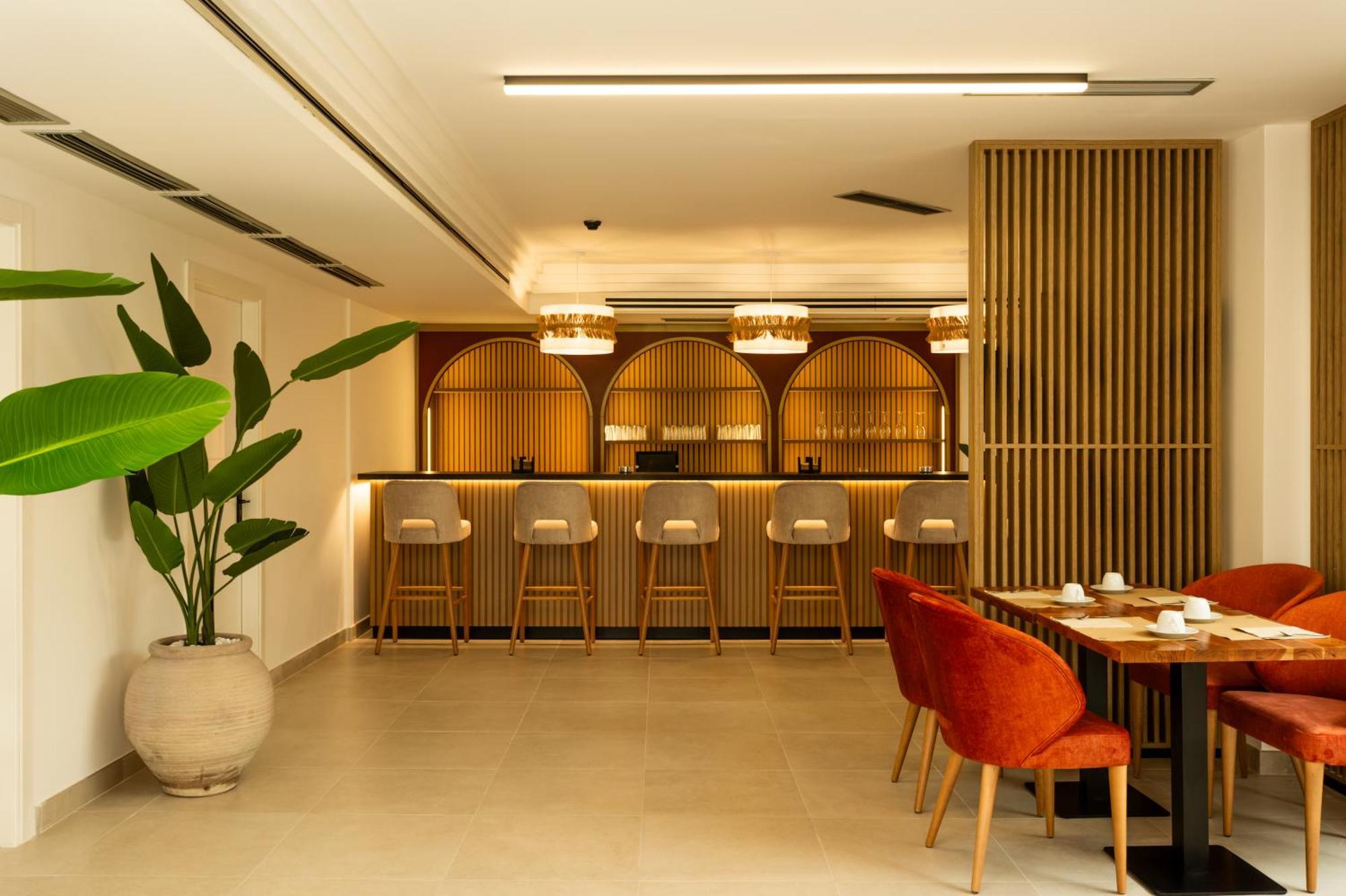 Hotel El Tujjar Los Barrios Luaran gambar